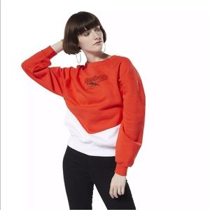 Reebok crewneck sweatshirt medium